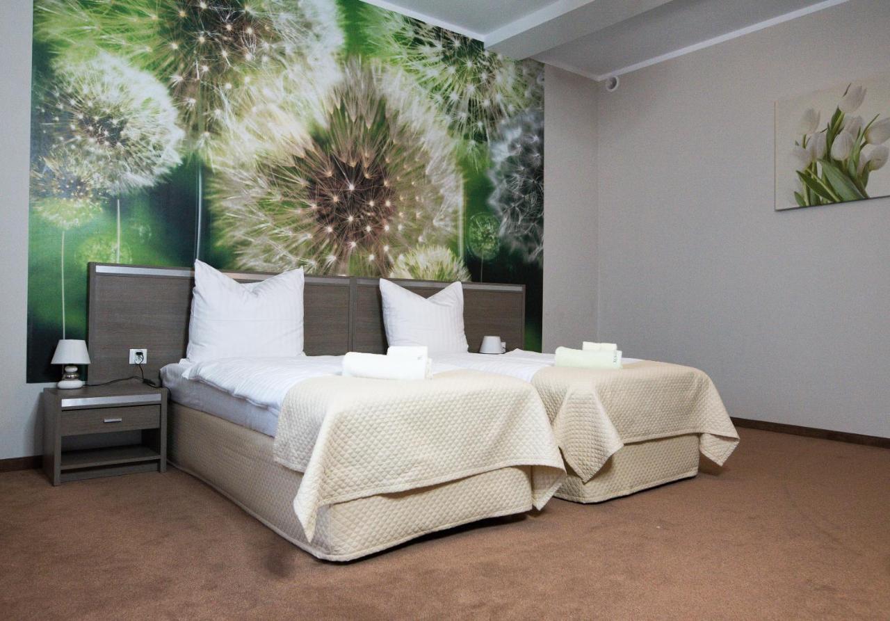 Magnolia Hotel&Restauracja Jawor Extérieur photo